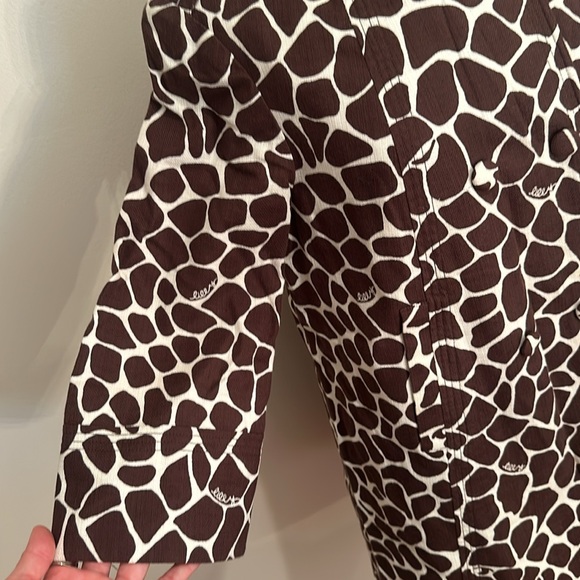 Lilly Pulitzer - Picture 2 of 16